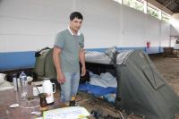 Pavilho de expositores vira acampamento na Festa do Colono 
