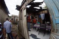  Defesa Civil presta auxlio  comunidade atingida por temporal
