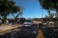 Populao celebra reinaugurao da ponte Tancredo Neves