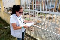 Agentes de combate  dengue tm dificuldades para vistoriar prdios residenciais