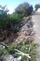 Limpeza dos bairros So Vicente e Imaru  realizada pela Secretaria de Obras