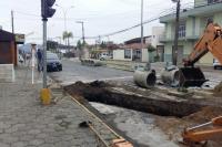 Obras de drenagem beneficiam moradores da Rua Bom Retiro, no So Vicente