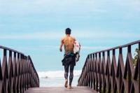Documentrio sobre surfista de Itaja com deficincia fsica ser lanado nesta quarta-feira (11) 