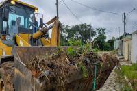 Mutiro retira doze mil toneladas de entulhos e lixo das ruas e terrenos de Itaja
