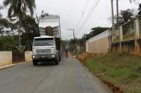 Rua da Itaipava recebe drenagem e pavimentao completa