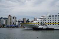 Navio de luxo atraca em Itaja nesta segunda-feira (16)