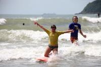 Terceira edio do Down Surf Festival rene 90 atletas em Itaja
