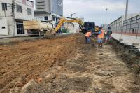 Implantao de drenagem deixa rua Silva em pista nica