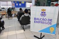 Balco de Empregos oferece mais de 700 vagas de emprego em Itaja
