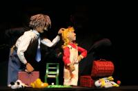 Companhia apresenta teatros de animao e de bonecos no Cena Itaja