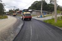 Itajaí ganha mais de um quilômetro de asfalto na última semana