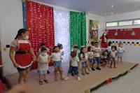 Unidades de ensino de Itajaí entram no clima natalino e promovem atividades alusivas