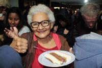 Comunidade do Cidade Nova participa de corte do bolo de 162 anos de Itajaí
