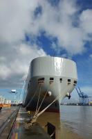 Porto de Itajaí recebe nova atracação de navio com veículos importados
