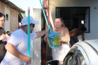 Municpio de Itaja entrega 600 kits de limpeza para famlias atingidas pelas chuvas