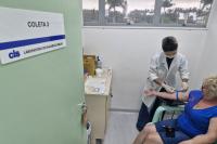Laboratrio Municipal funcionar 24 horas para coleta de exames de dengue