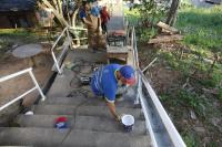 Escadaria da Rua Venezuela, na Fazenda, ganha melhorias