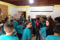 Escola campe do projeto Do lixo a Arte visita Viveiro Fazendo Nativa