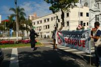 Orientao e caminhada na Herclio Luz marcam Dia Nacional de Combate  Dengue