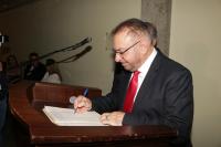 Volnei Morastoni é empossado novo prefeito de Itajaí