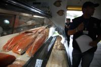 Vigilncia Sanitria d dicas para escolher o pescado na Semana Santa