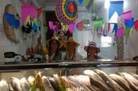 Mercado do Peixe recebe decorao junina