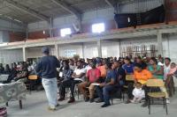 Comunidade haitiana de Itaja recebe palestra sobre sade da famlia