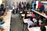 Escolas do So Vicente receberam a Secretaria Itinerante 