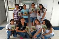 Escritor visita escolas bsicas de Itaja