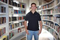 Servidor da Biblioteca Pblica defende tese de doutorado para adoo de e-book