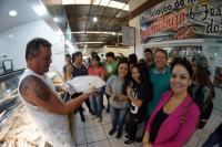 Mercado Pblico recebe visita tcnica de alunos do Colgio Nereu Ramos
