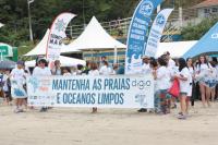 Mutiro de limpeza e Festival de Pranchas de Garrafas Pet movimentam Praia do Atalaia