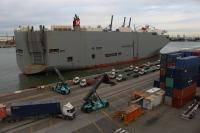 Porto de Itaja recebe segundo desembarque de importao de veculos