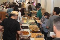 Café Colonial atrai público com comida caseira na Festa do Colono