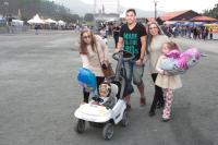 Famílias aproveitam o fim de semana na 35ª Festa Nacional do Colono
