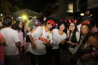 Folies lotam Mercado Pblico na primeira noite de Carnaval
